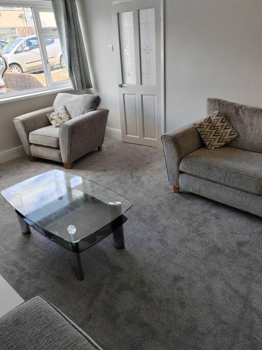 Ferienwohnung Cosy Brighouse 3 Bed House-Great For Contractors Exterior foto