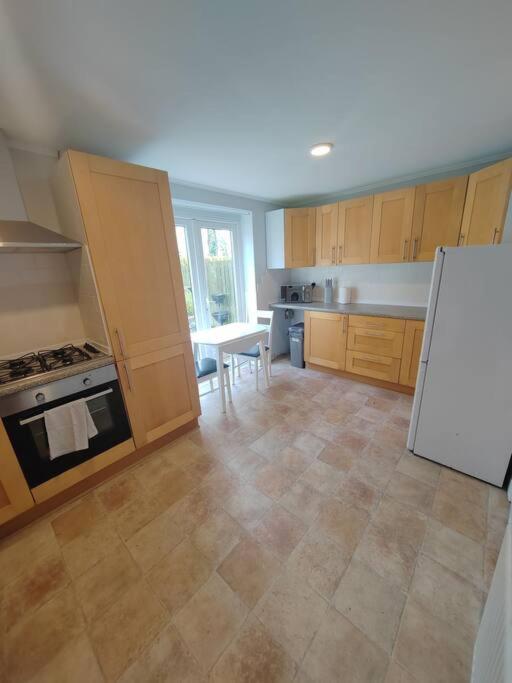 Ferienwohnung Cosy Brighouse 3 Bed House-Great For Contractors Exterior foto