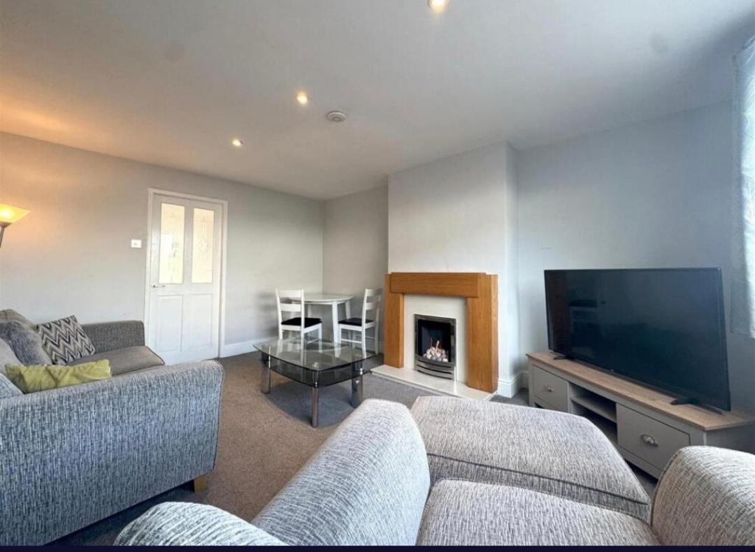 Ferienwohnung Cosy Brighouse 3 Bed House-Great For Contractors Exterior foto